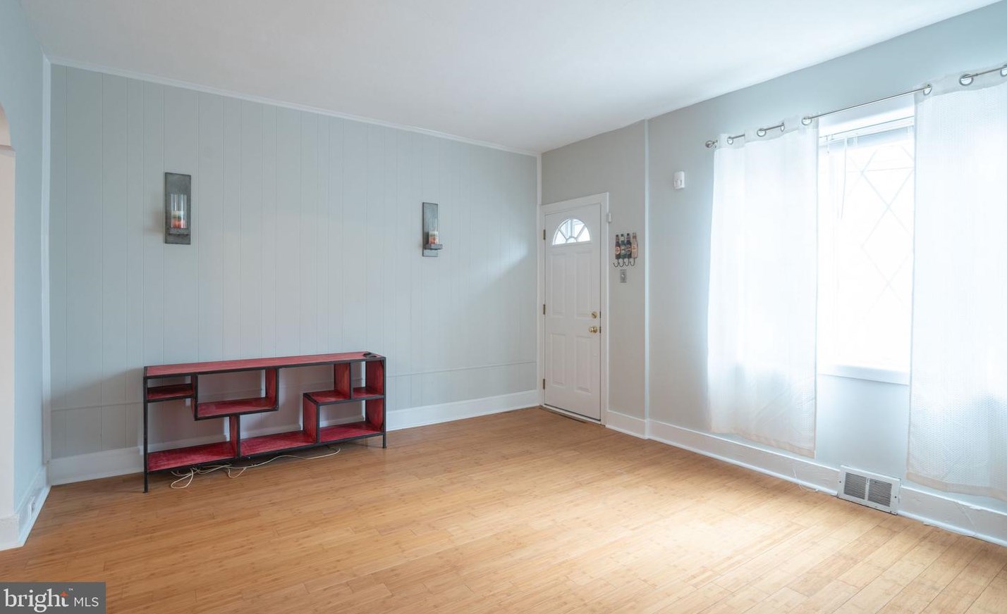 4037 Boone St, Philadelphia, PA 19127