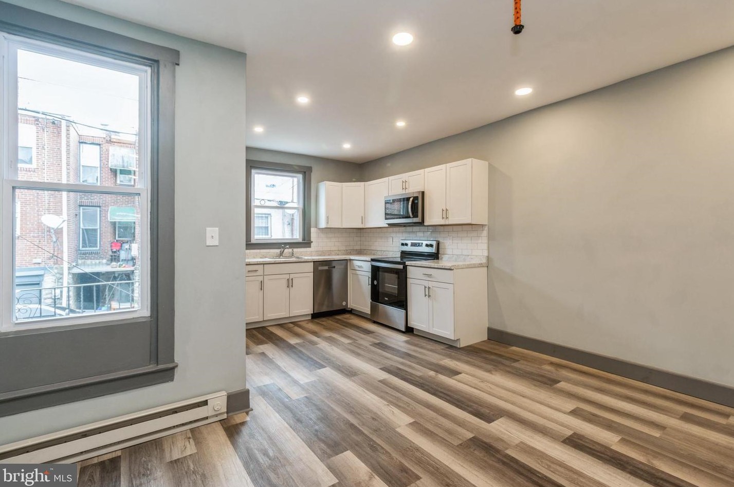 931 Carver St, Philadelphia PA  19124-1025 exterior