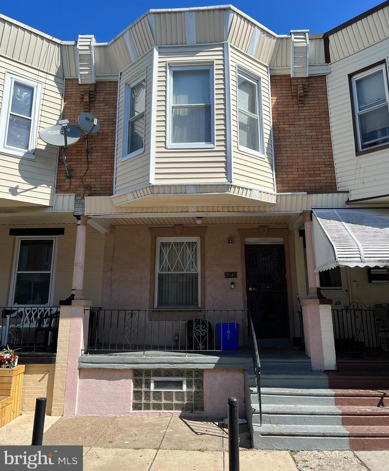 2047 Alden St, Philadelphia, PA 19143-5923