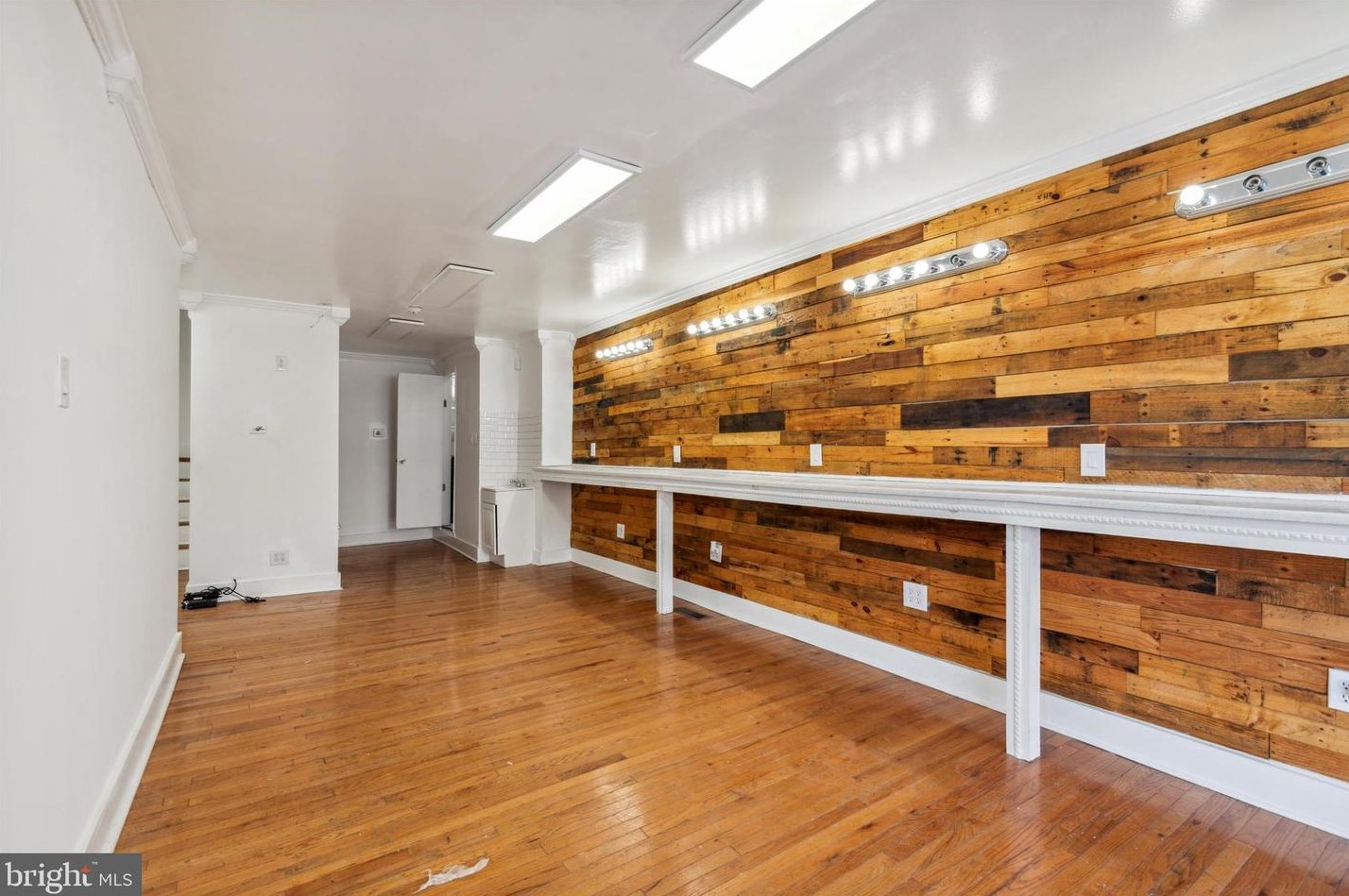 5236 Walnut St, Philadelphia, PA 19139-4026
