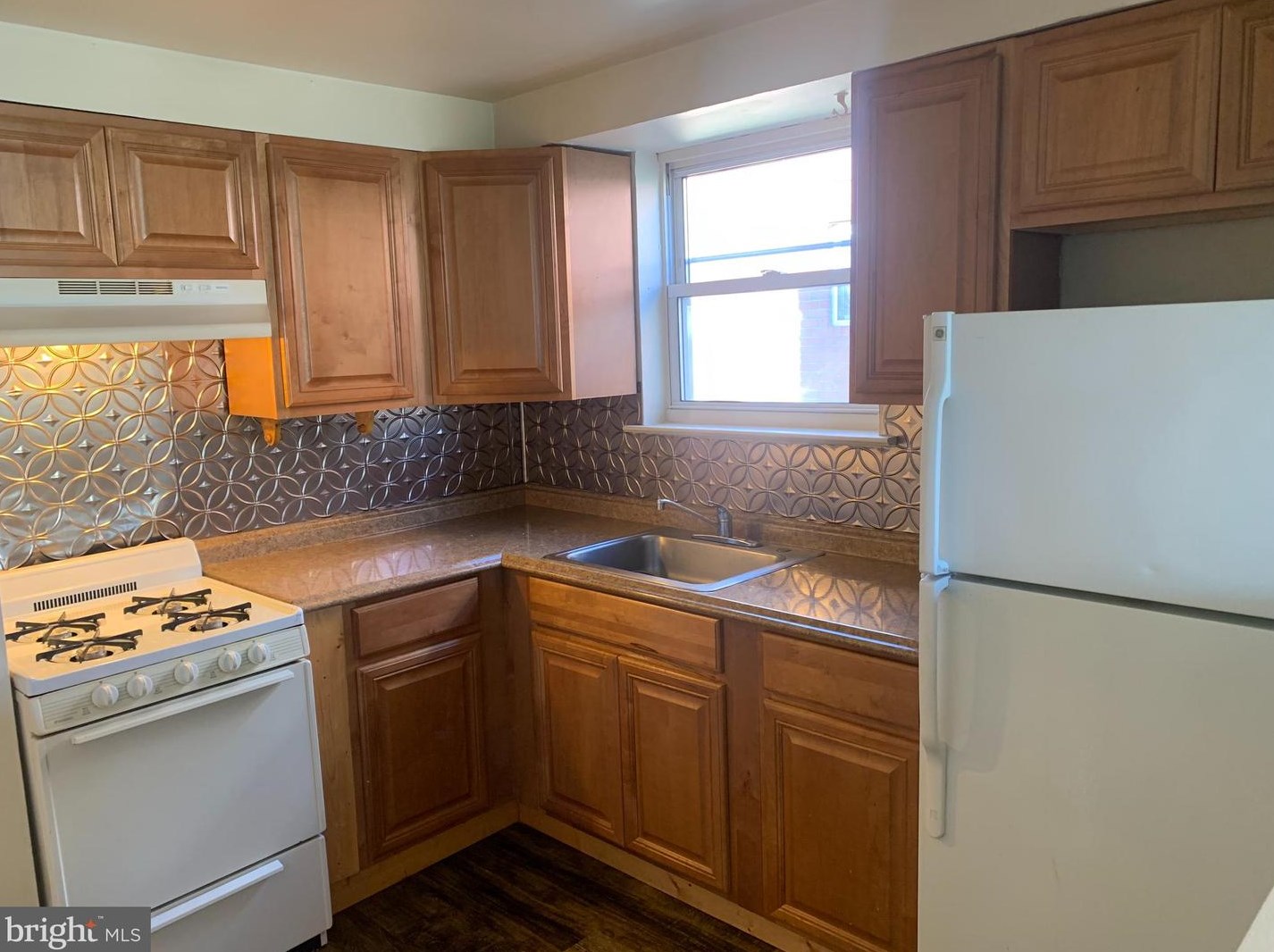 9406 Kirkwood Rd #1, Philadelphia, PA 19114