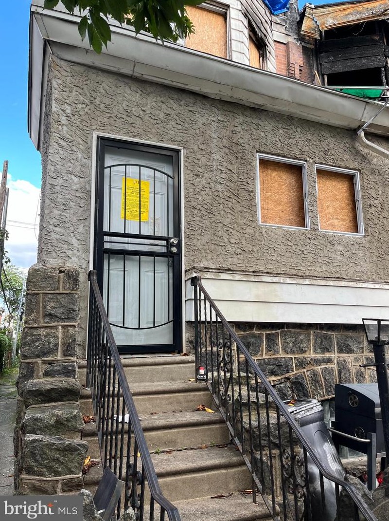 1555 Alden St, Philadelphia, PA 19131-3814