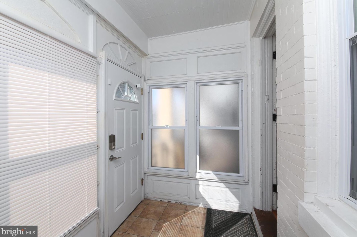 2727 Venango St, Philadelphia, PA 19134-6114