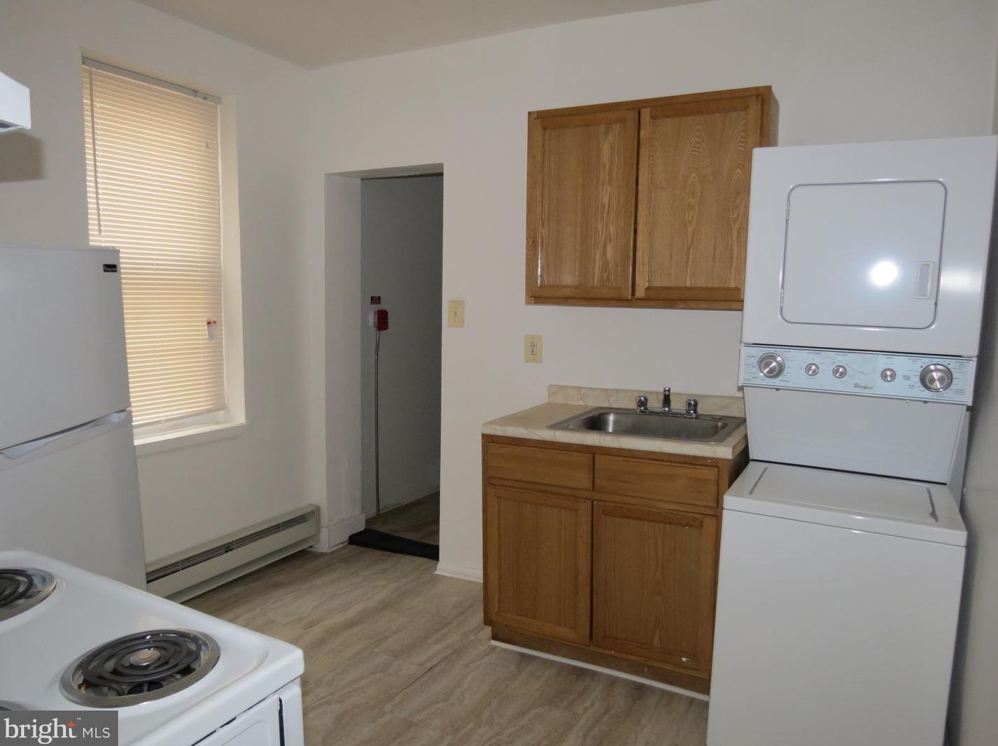 1903 Montgomery Ave, Philadelphia PA 19122-3226 exterior