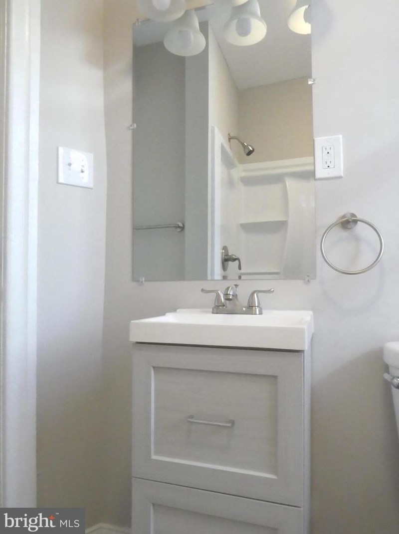 4047 Ormond St, Philadelphia PA  19124-5306 exterior