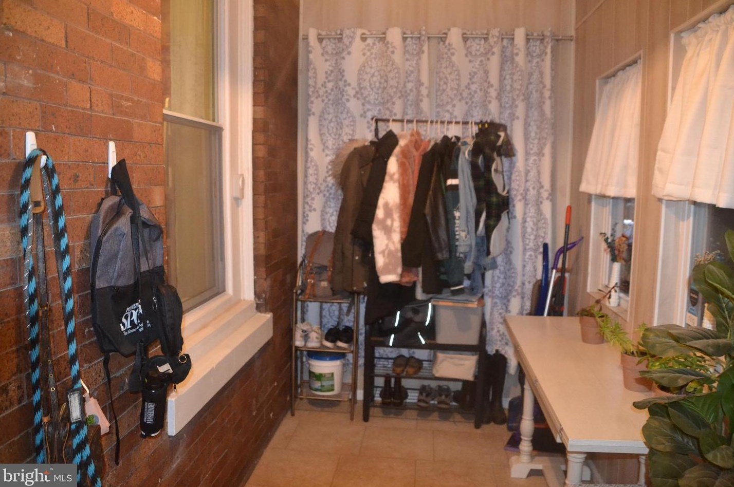 26 Pleasant St, Philadelphia PA  19119-2142 exterior