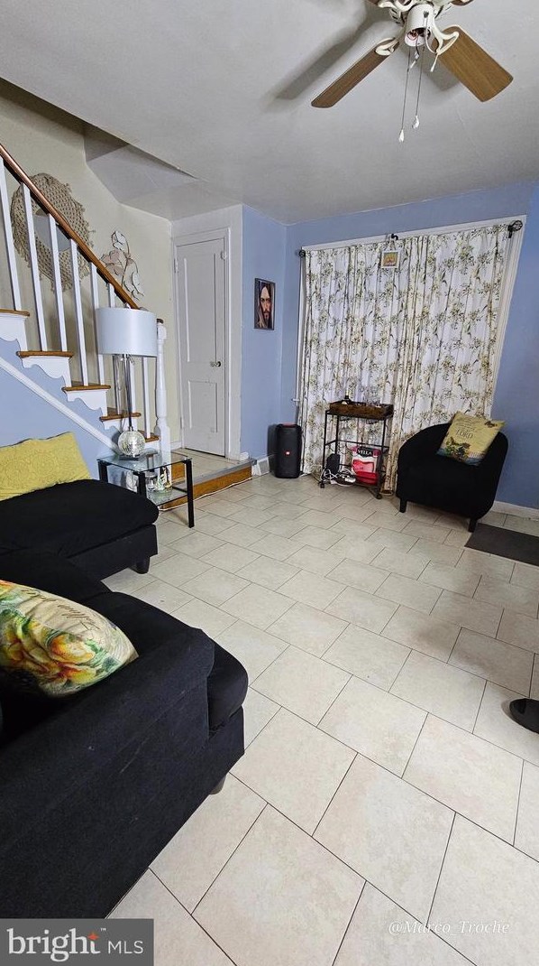 3940 Claridge St, Philadelphia, PA 19124-5502