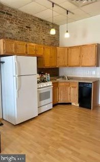 2555 Somerset St, Philadelphia PA  19132-1922 exterior