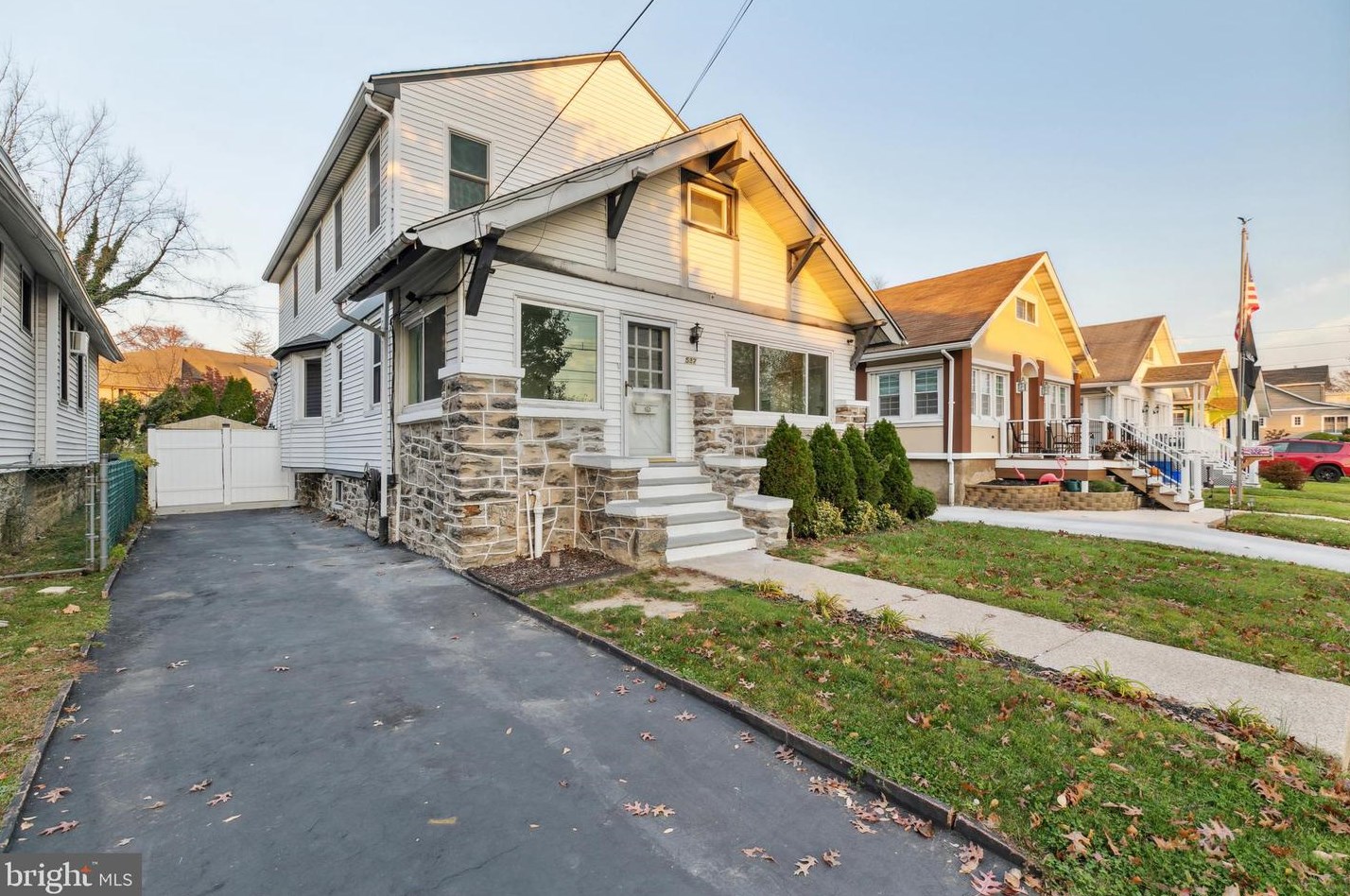 537 Tyson Ave, Philadelphia PA  19111-4318 exterior