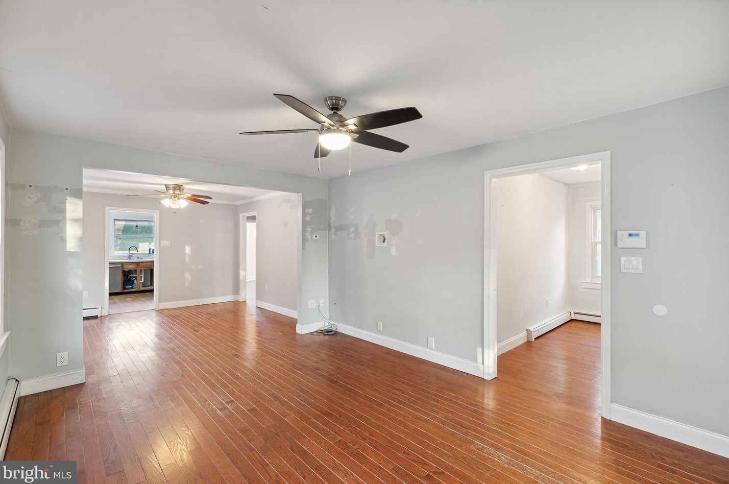 537 Tyson Ave, Philadelphia PA  19111-4318 exterior