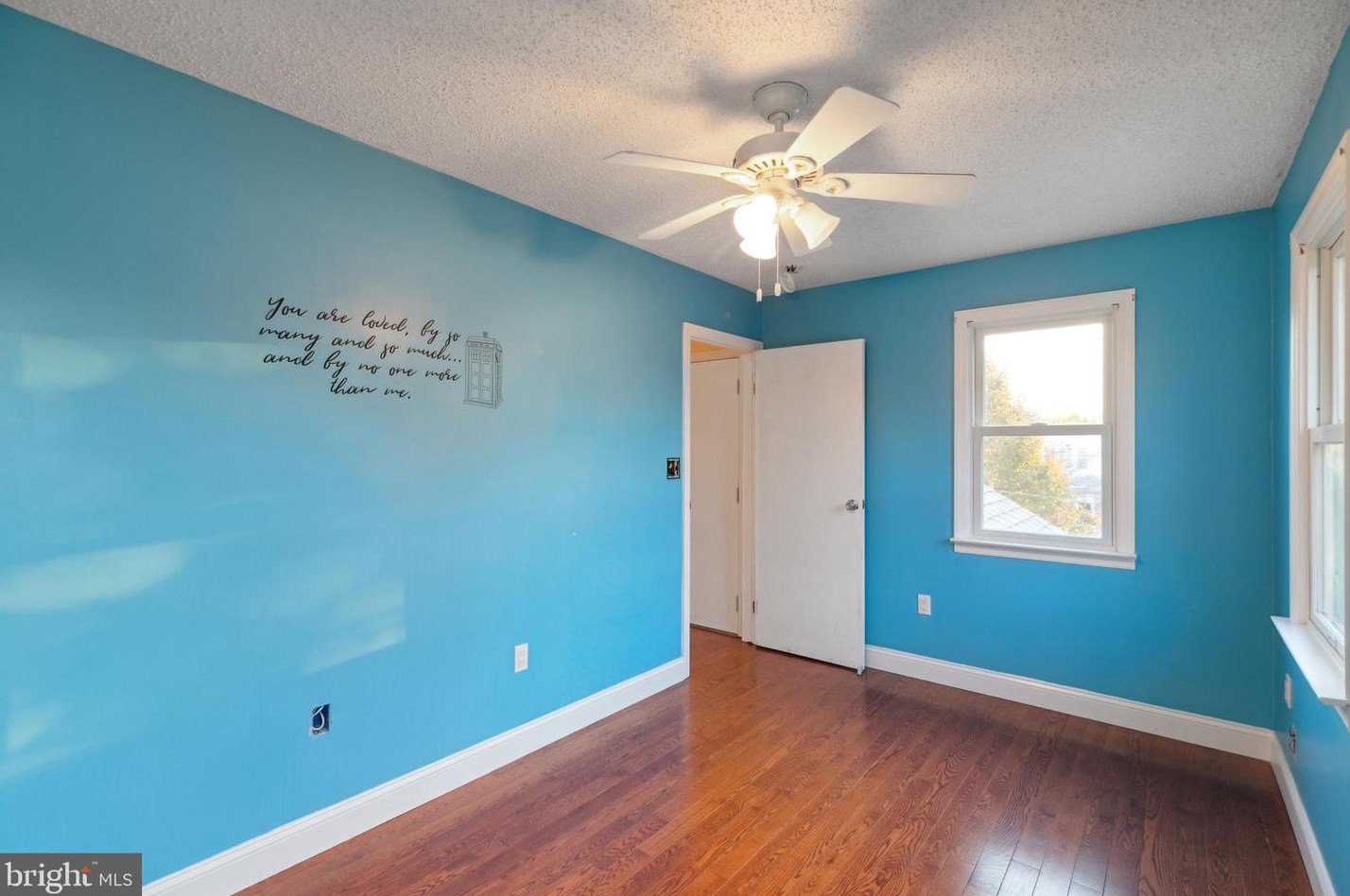 537 Tyson Ave, Philadelphia PA  19111-4318 exterior