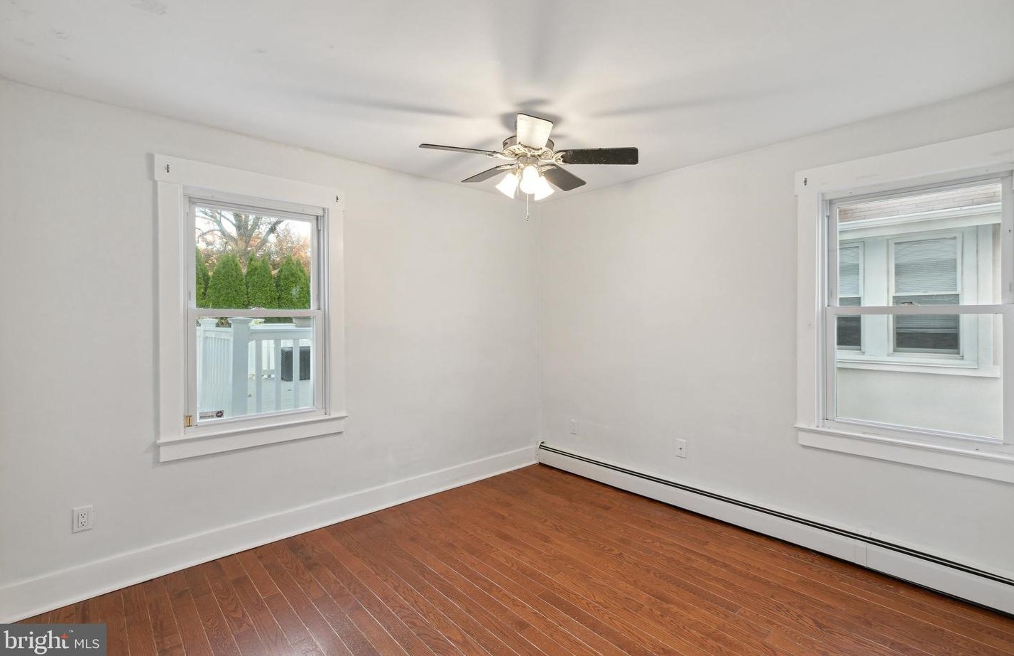 537 Tyson Ave, Philadelphia PA  19111-4318 exterior