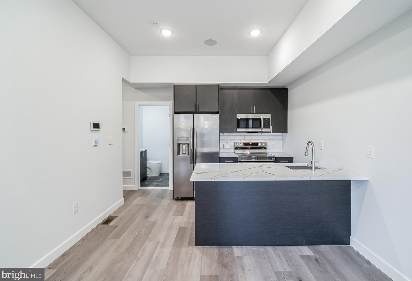 2415 N 7th St #a, Philadelphia, PA 19133