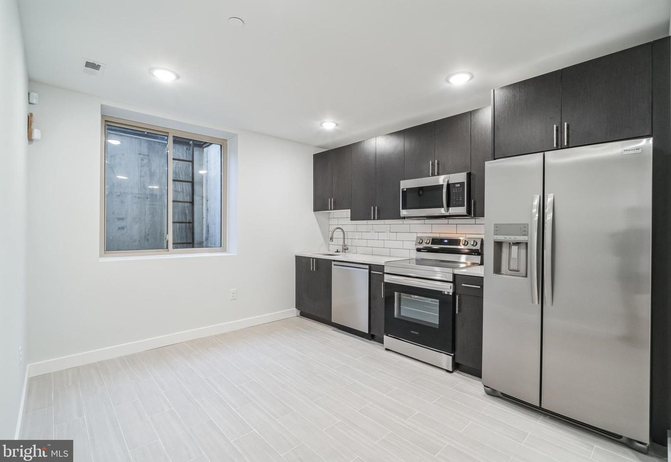 2415 N 7th St #b, Philadelphia, PA 19133