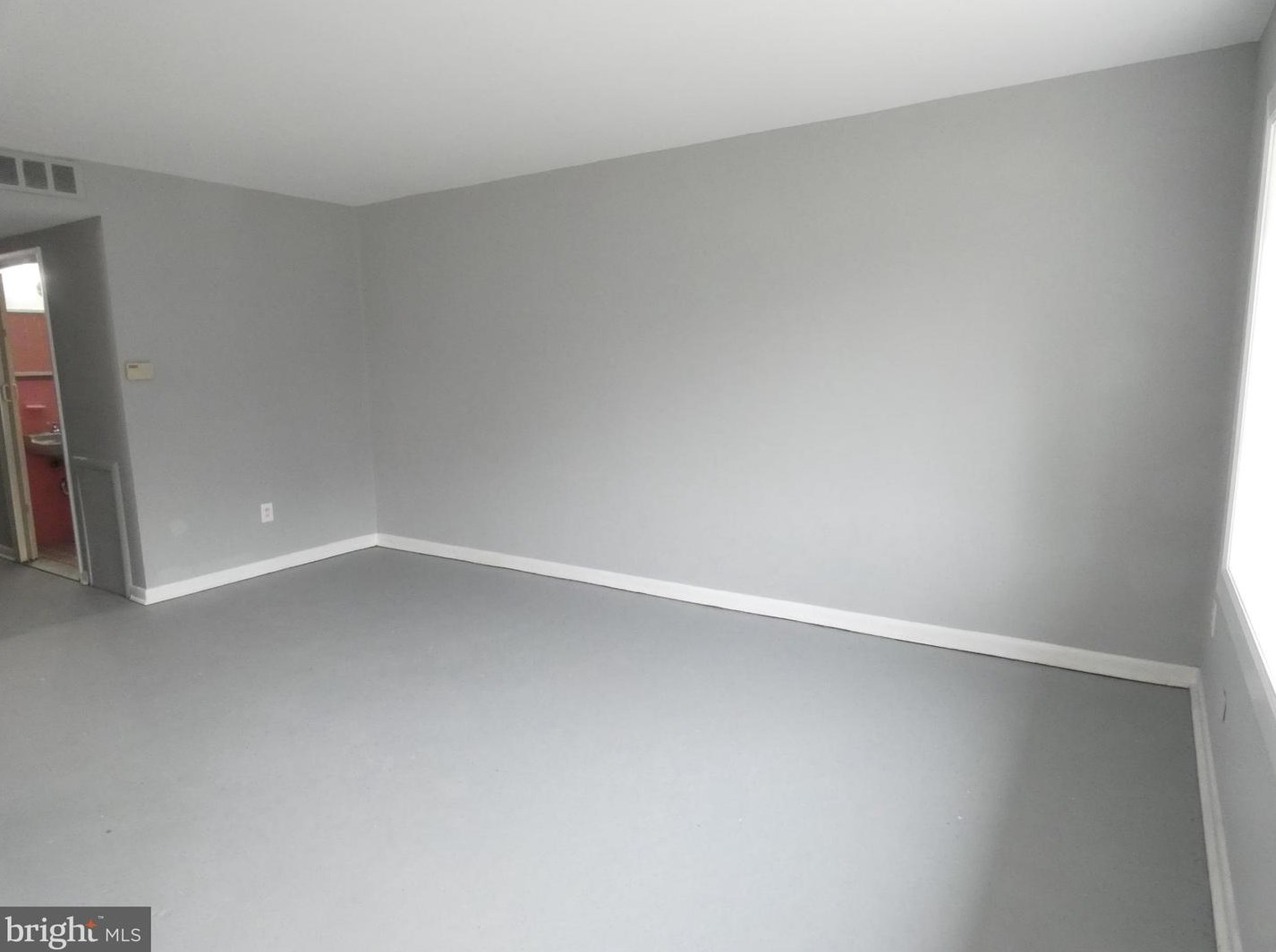 1857 Nester St, Philadelphia, PA 19115-4722