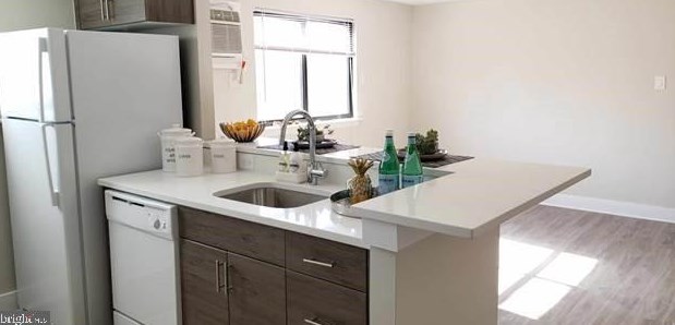 322 Durham St #j, Philadelphia, PA 19119