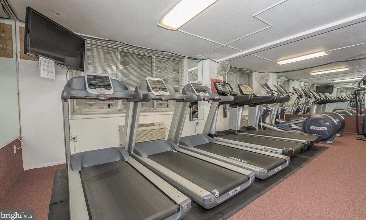 1901 John F Kennedy Blvd, Philadelphia PA 19103-1598 exterior