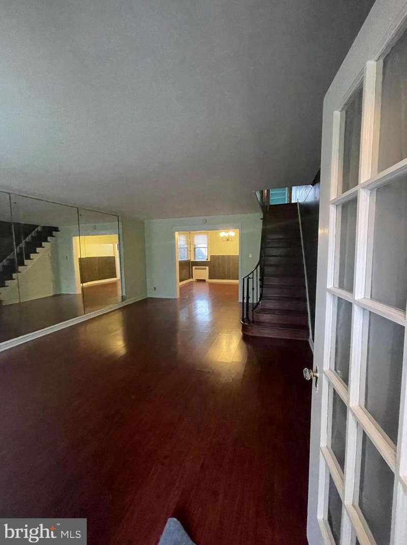 2502 77th Ave, Philadelphia PA  19150-1823 exterior
