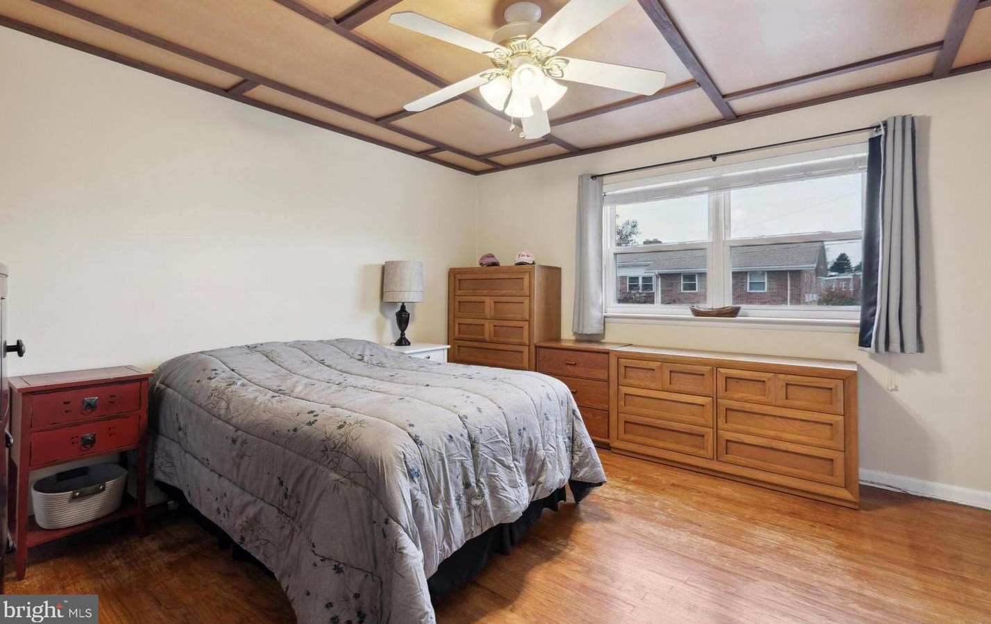 262 Rock St, Philadelphia PA  19128-3740 exterior
