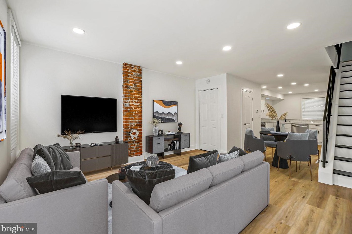 1270 N Newkirk St, Philadelphia, PA 19146