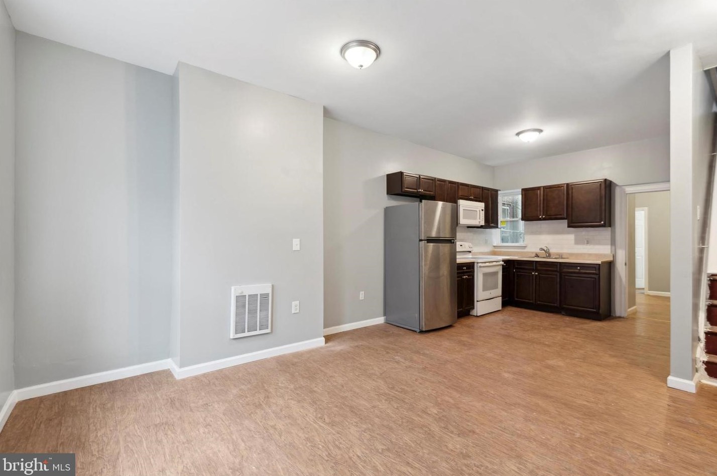 2542 Cleveland St, Philadelphia, PA 19132-3819