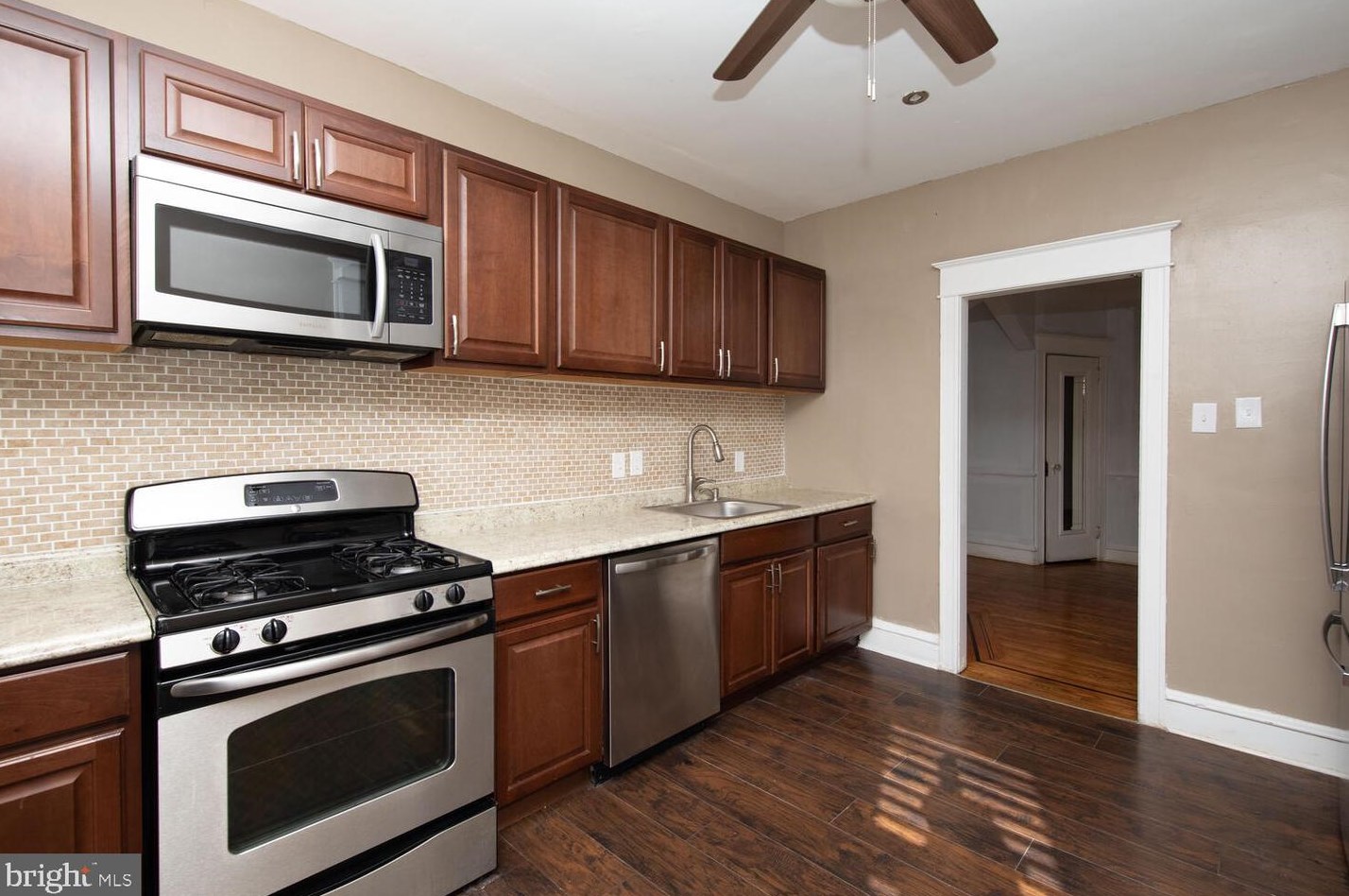 6224 Gardenia St, Philadelphia PA  19144-1609 exterior
