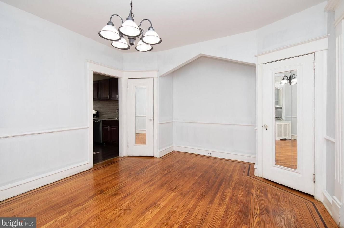 6224 Gardenia St, Philadelphia PA  19144-1609 exterior