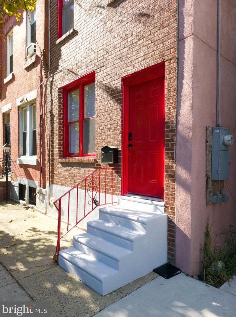 1558 N Randolph St #1st Floor, Philadelphia, PA 19122