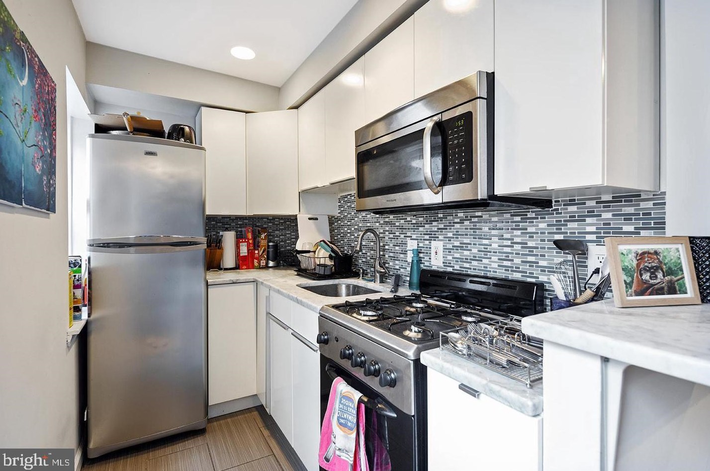 1830 Green St #3r, Philadelphia, PA