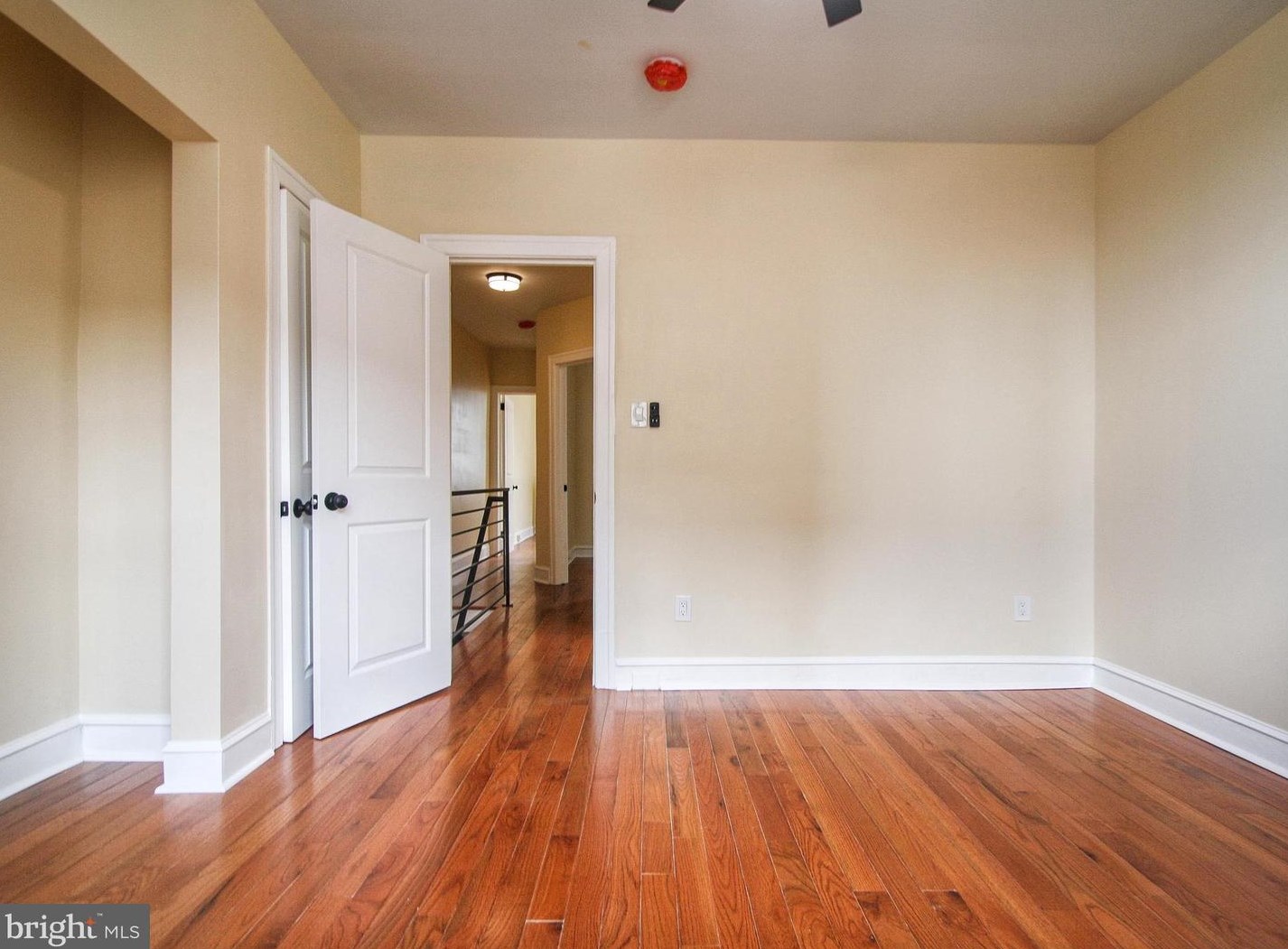 2562 Holbrook St, Philadelphia PA  19142-1708 exterior