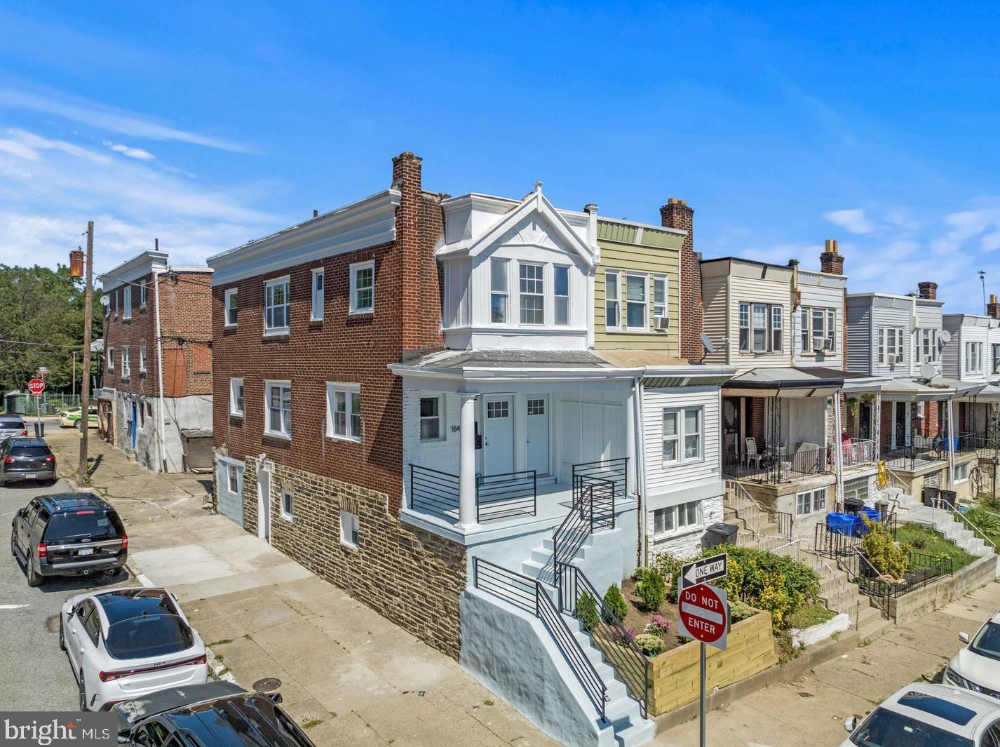 1849 W Albanus St #apt 1, Philadelphia, PA 19141