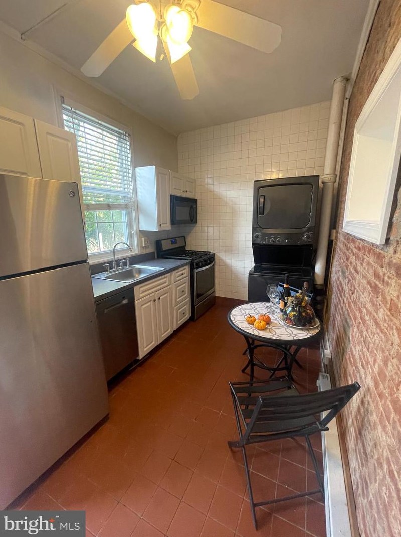 4338 Manayunk Ave #1r, Philadelphia, PA 19128