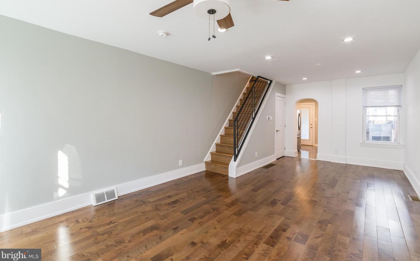 1631 S Mole St, Philadelphia, PA 19145