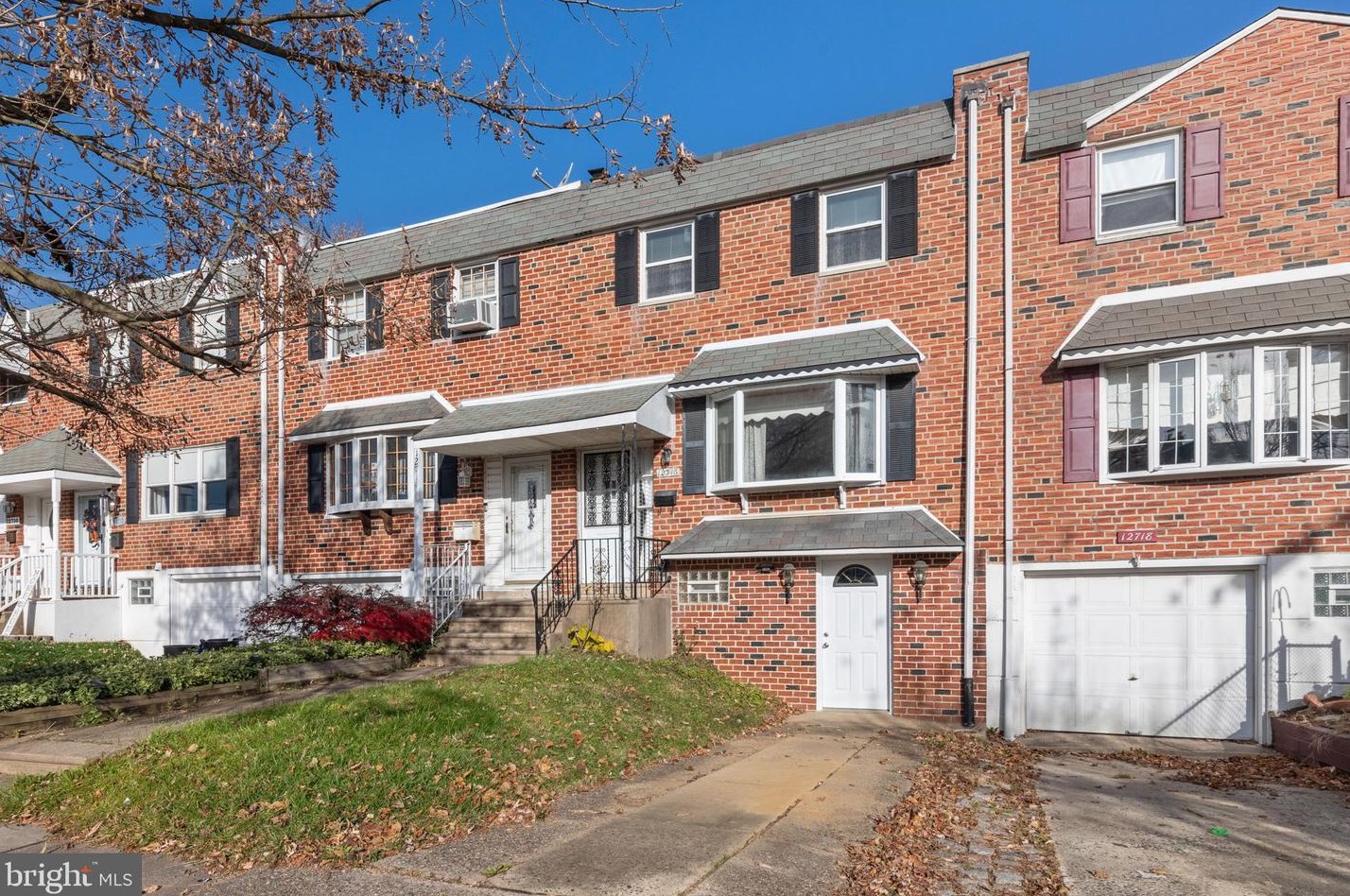 12716 Minden Rd, Philadelphia, PA 19154-1420