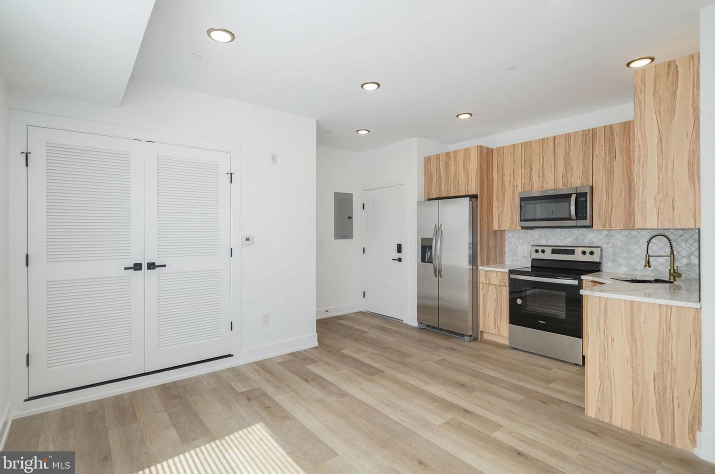 2000 N Front St #9, Philadelphia, PA 19122
