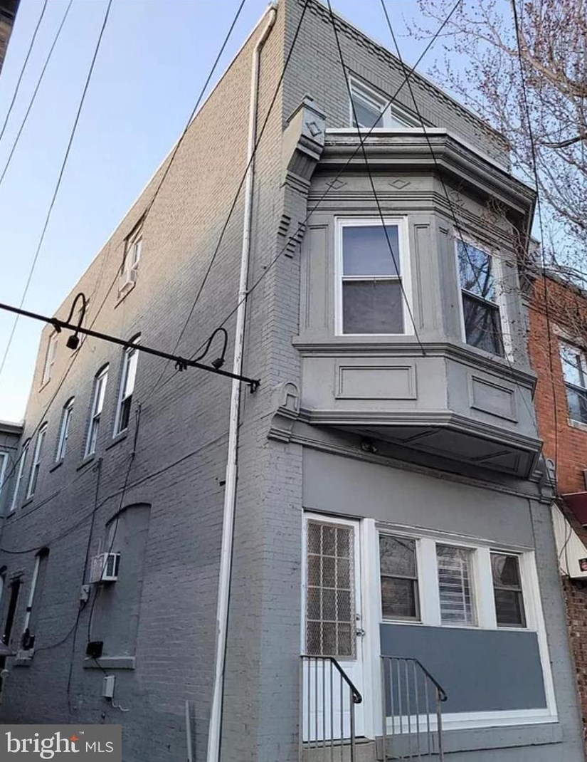 6106 Torresdale Ave, Philadelphia PA  19135-3745 exterior