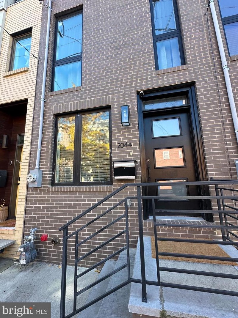 2044 E Susquehanna Ave, Philadelphia, PA 19125