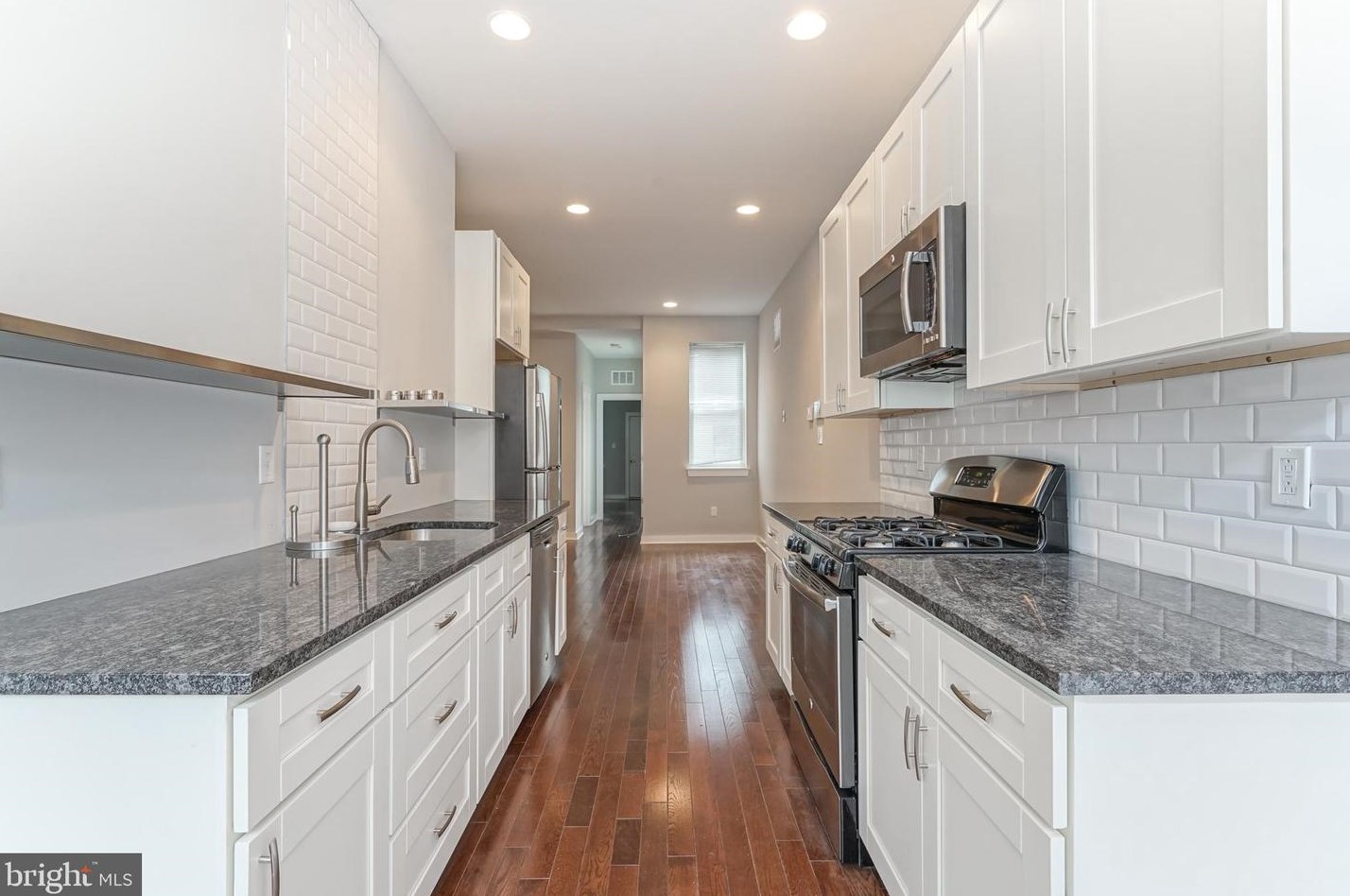 1812 Frankford Ave #a, Philadelphia, PA 19125