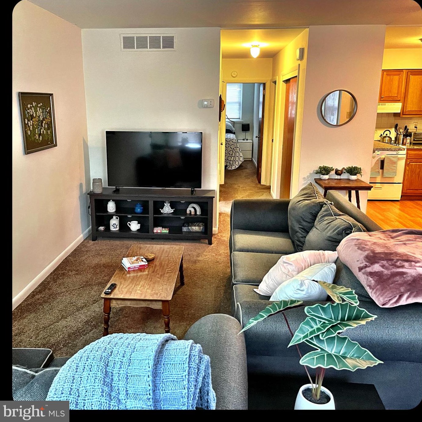 3957 Lankenau Ave #2, Philadelphia, PA 19131
