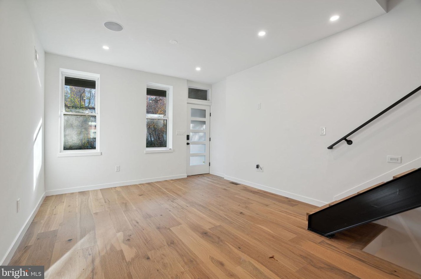 2943 Cambridge St, Philadelphia PA  19130-1115 exterior