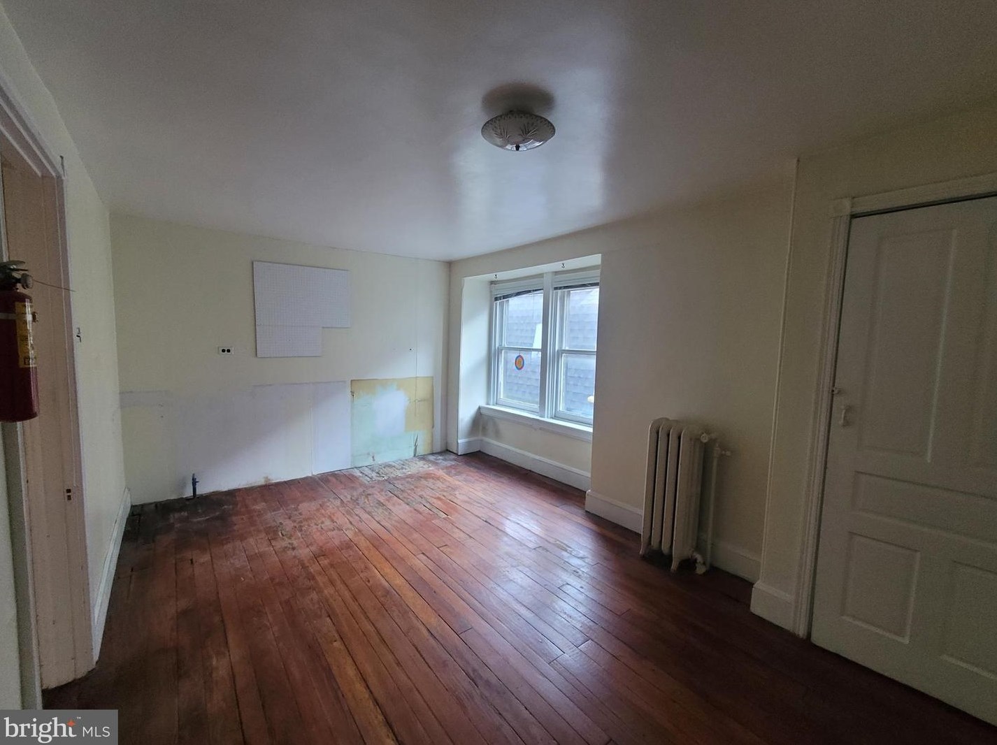 4720 Warrington Ave, Philadelphia PA 19143-3414 exterior