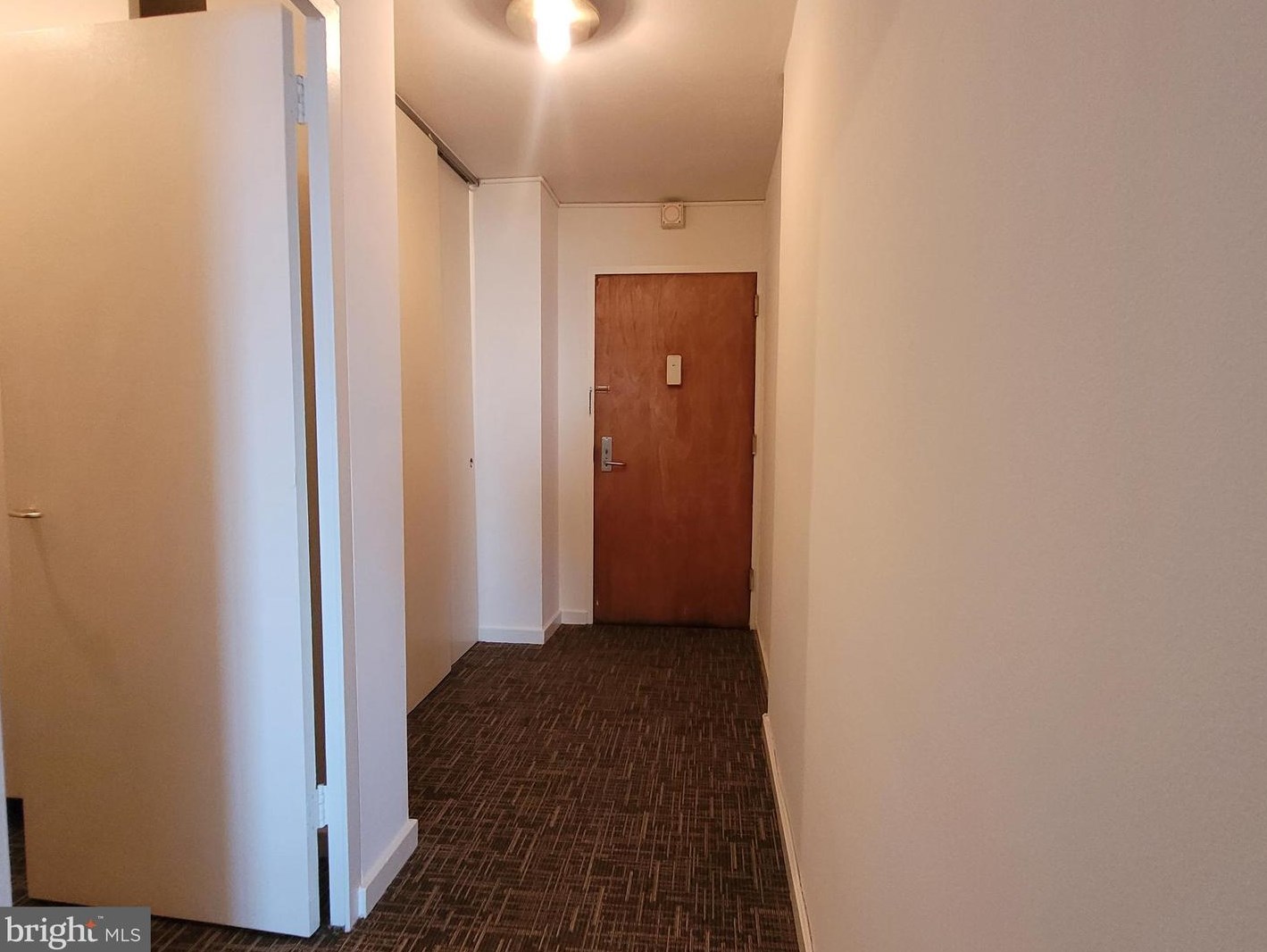604 S Washington Square #2406, Philadelphia, PA 19106