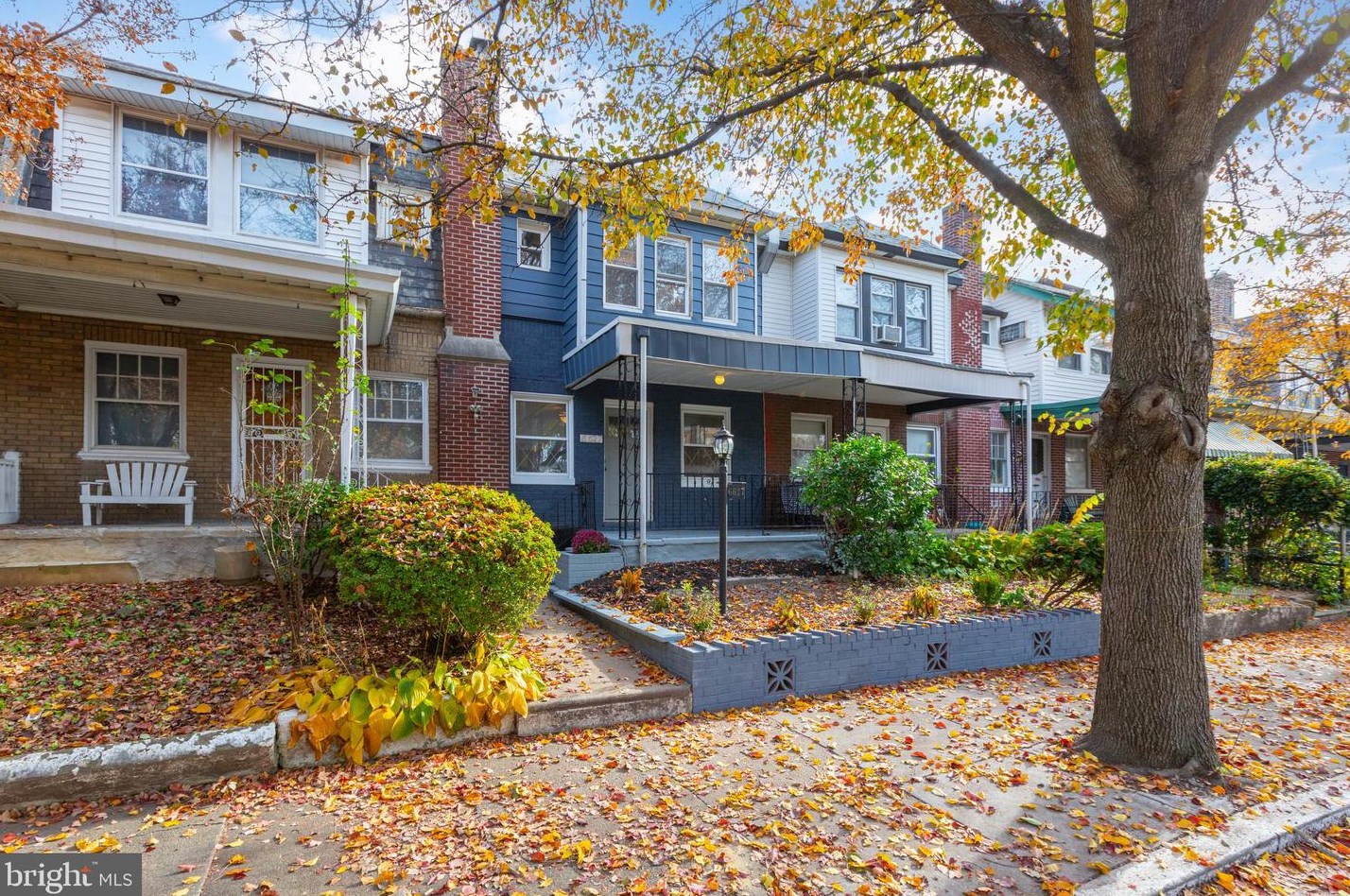 6627 Opal St, Philadelphia, PA 19138-3131
