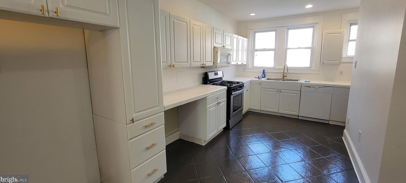 5703 Woodcrest Ave, Philadelphia, PA 19131