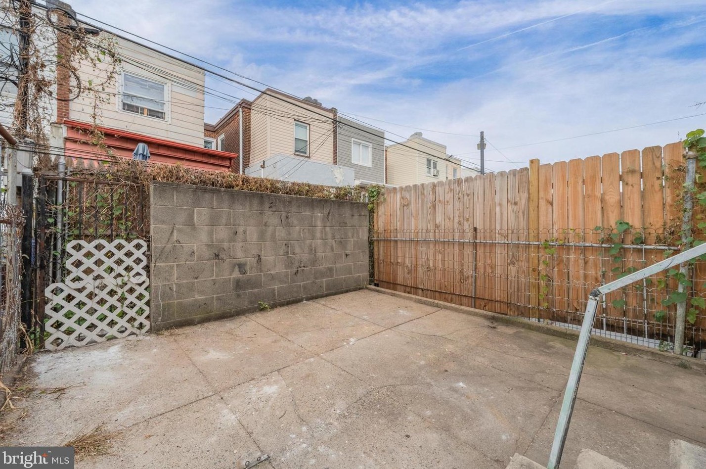 3002 Cedar St, Philadelphia, PA 19134