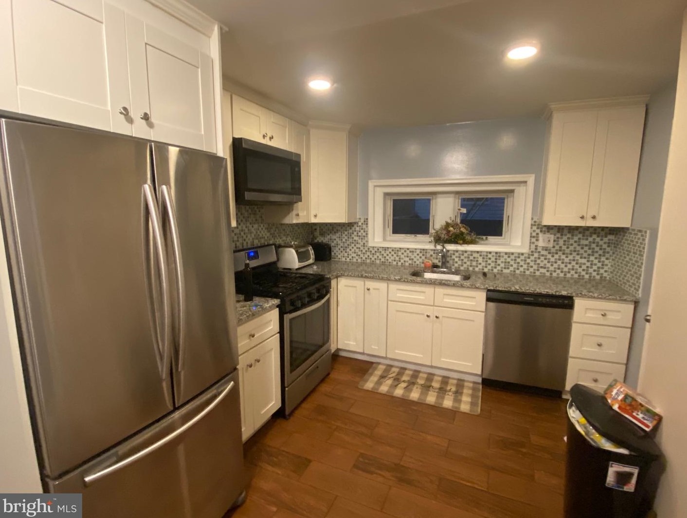 2035 Oakford St, Philadelphia PA  19146-4329 exterior