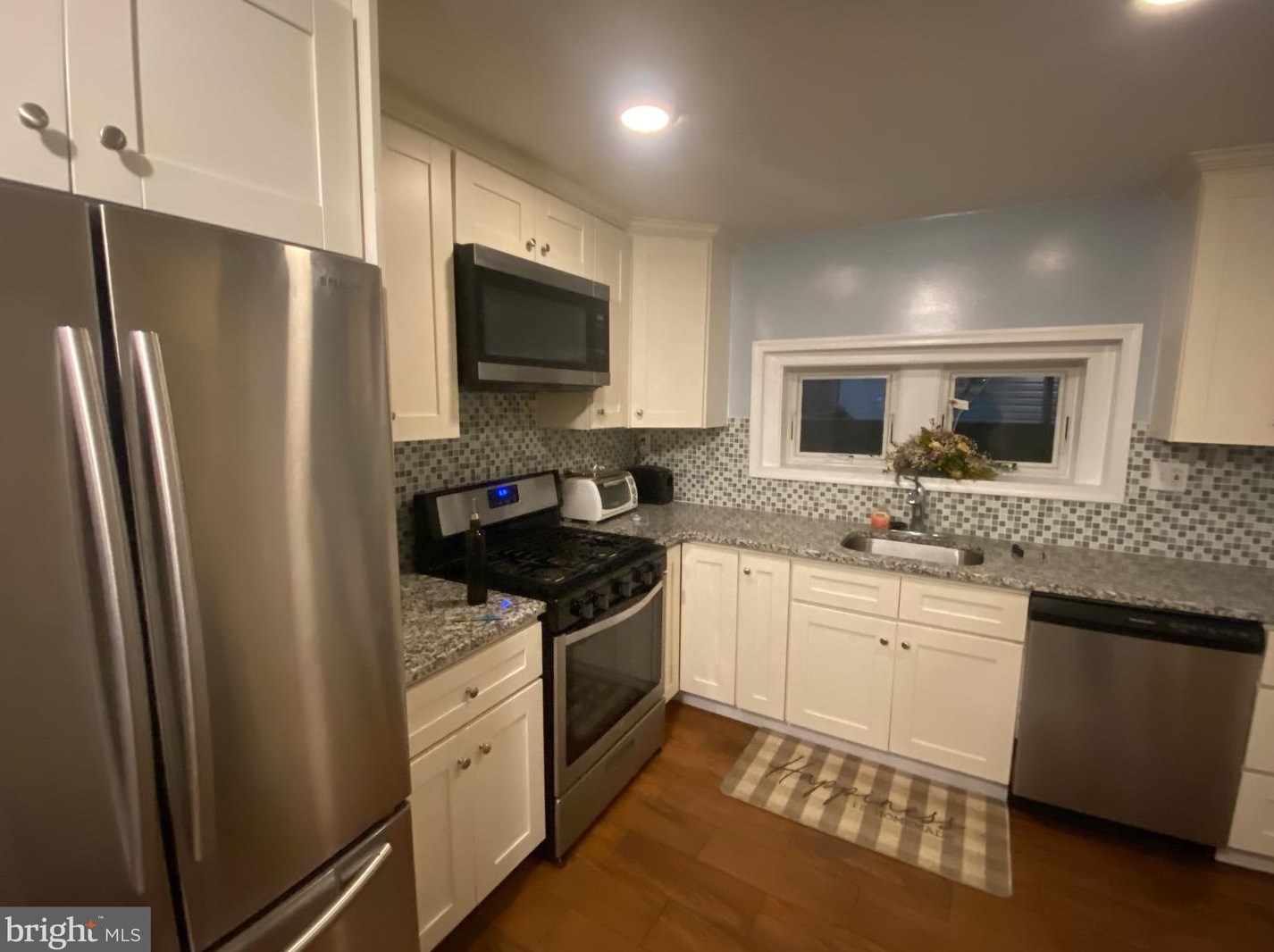 2035 Oakford St, Philadelphia, PA 19146