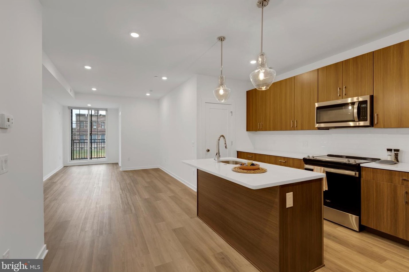5801 Ridge Ave #206, Philadelphia, PA 19128