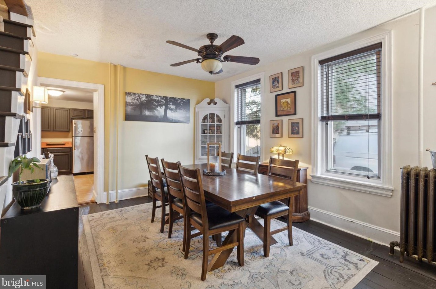 561 Dupont St, Philadelphia PA 19128-2612 exterior