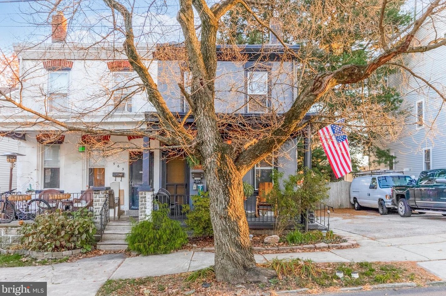 561 Dupont St, Philadelphia, PA 19128-2613
